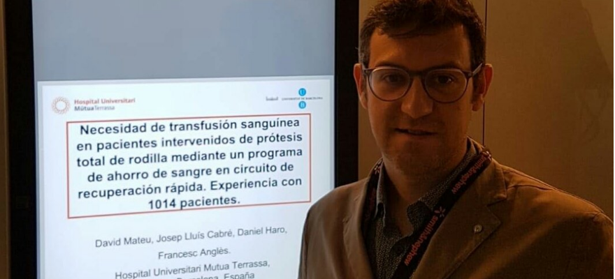  El Dr. David Mateu presenta una experiencia sobre transfusiones en las intervenciones de Fast-track