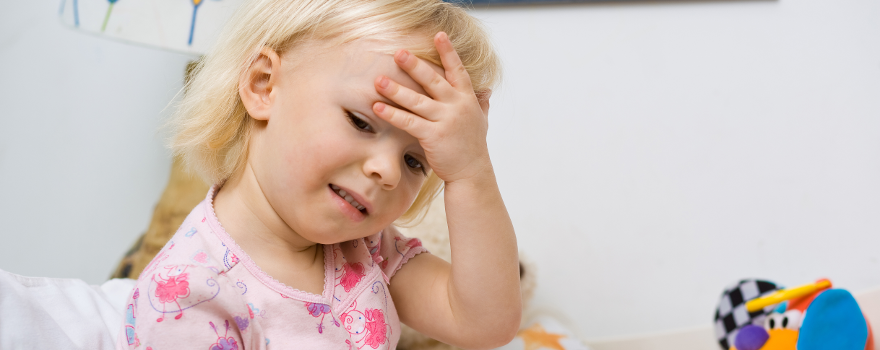 Què fer quan un nen pateix de cefalea o mal de cap?