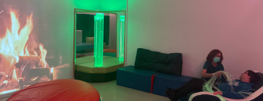 La Residencia y Centro de día Tamariu dispone de una sala de estimulación multisensorial