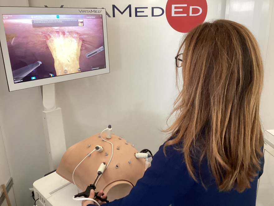L'Hospital Universitari MútuaTerrassa ha realitzat un taller de simulació amb un laboratori mòbil